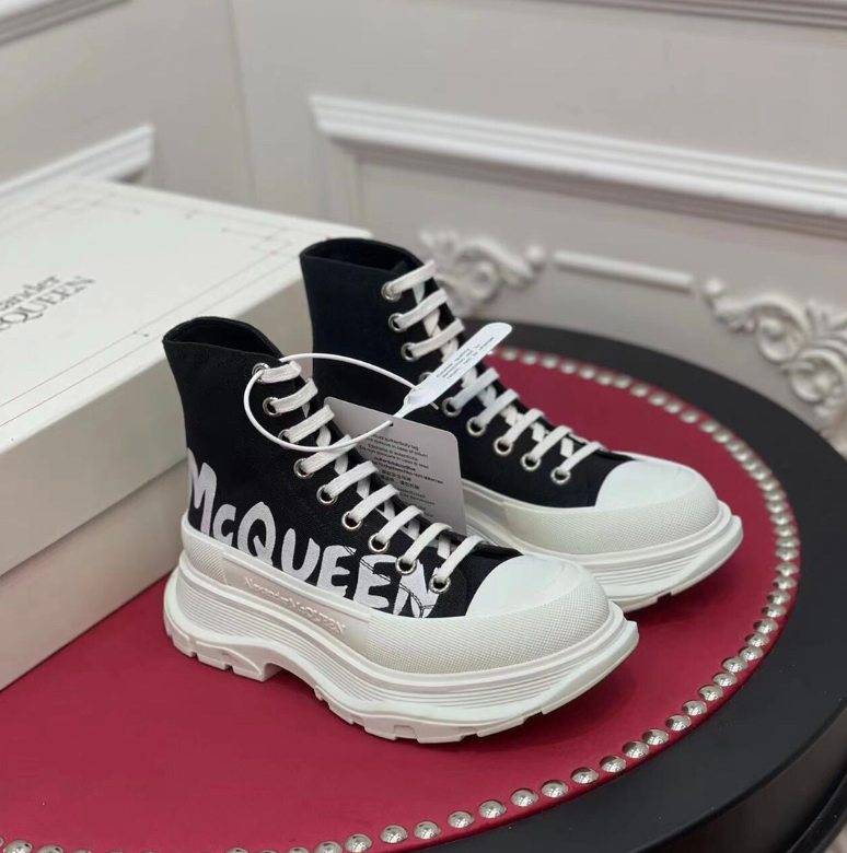 Alxndr McQN sneakers
