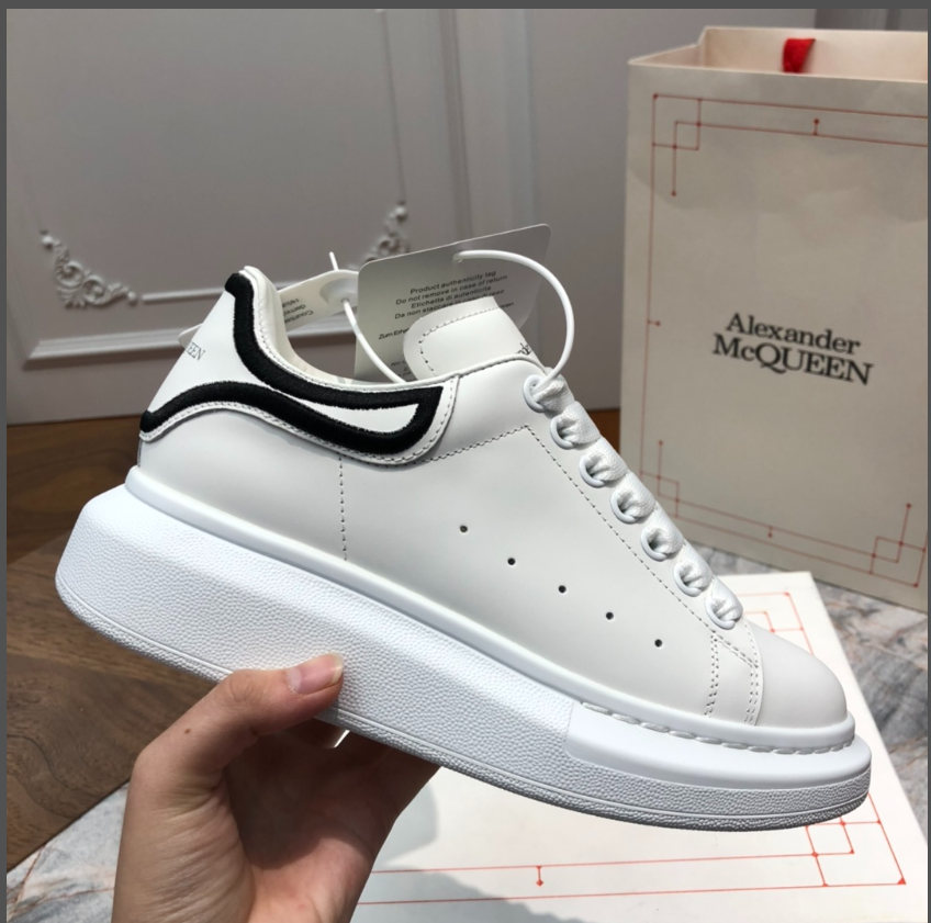 Alxndr McQN Oversized