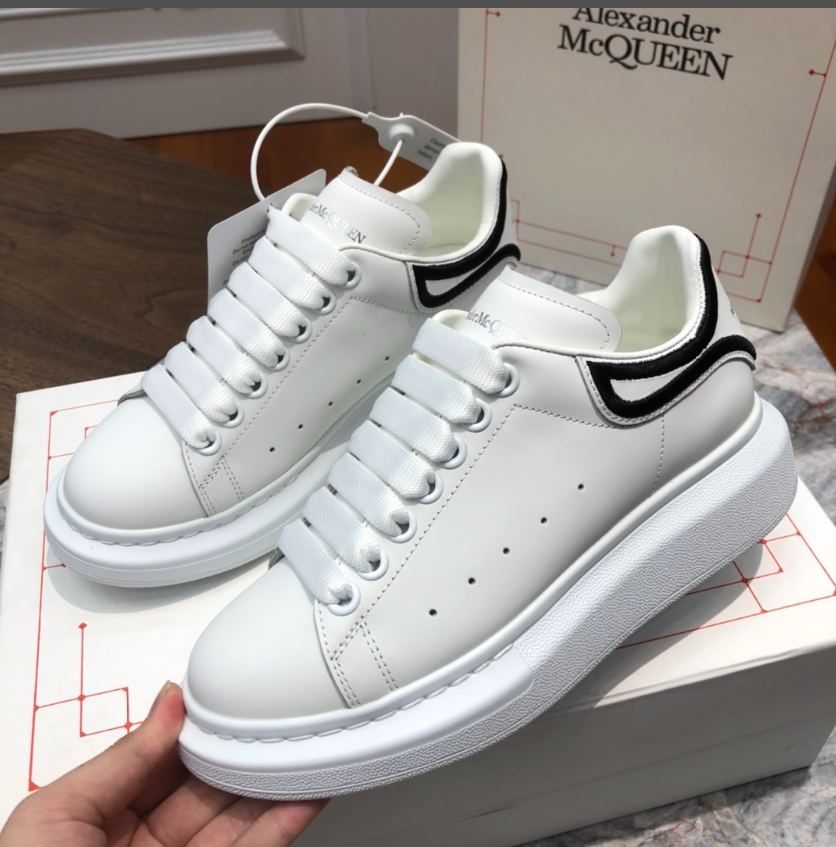 Alxndr McQN Oversized