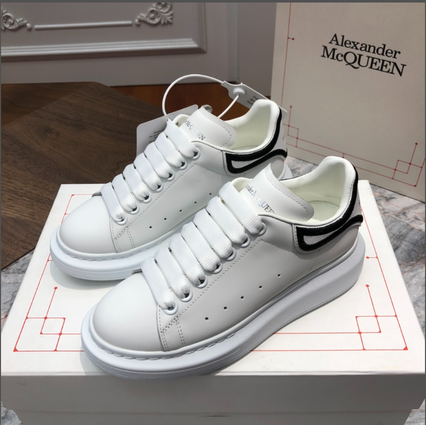 Alxndr McQN Oversized