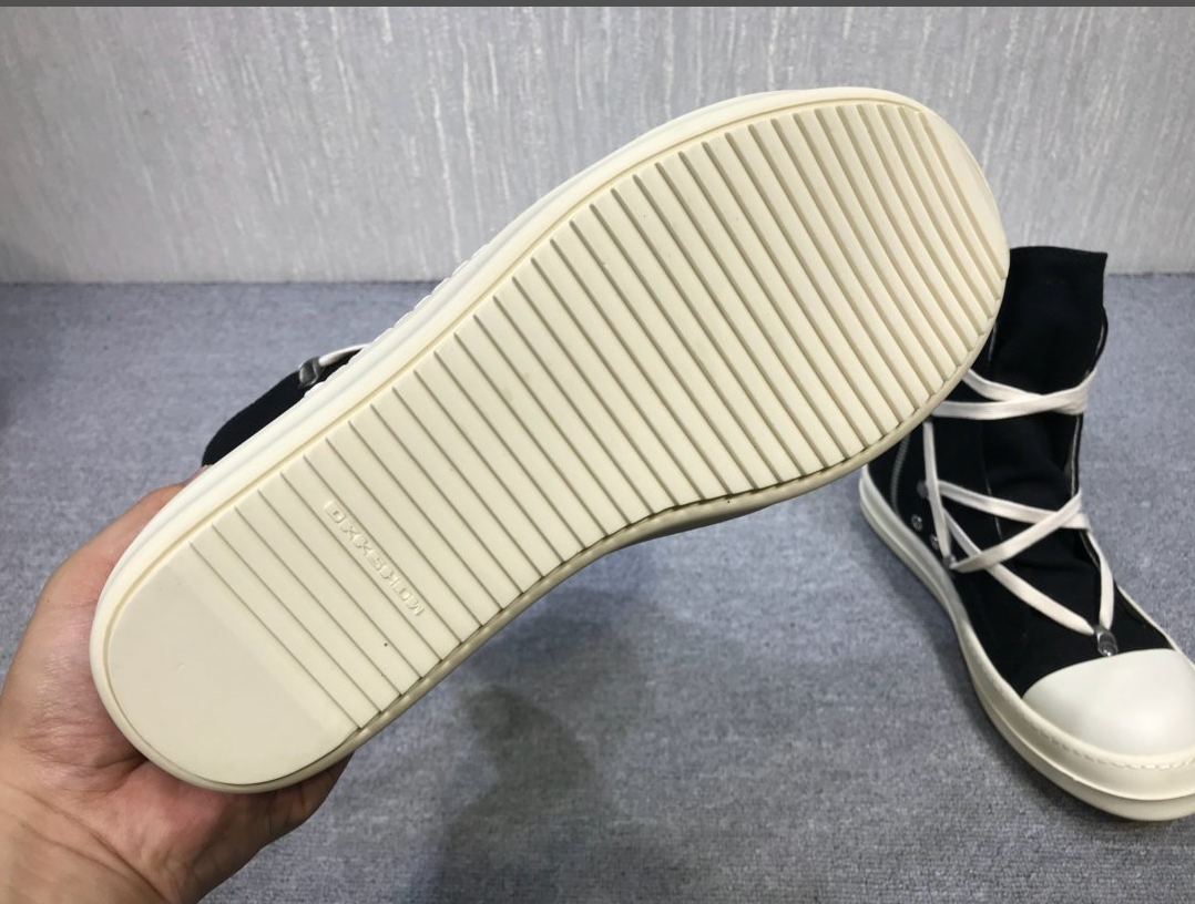 RkOwns sneaker 2021111209