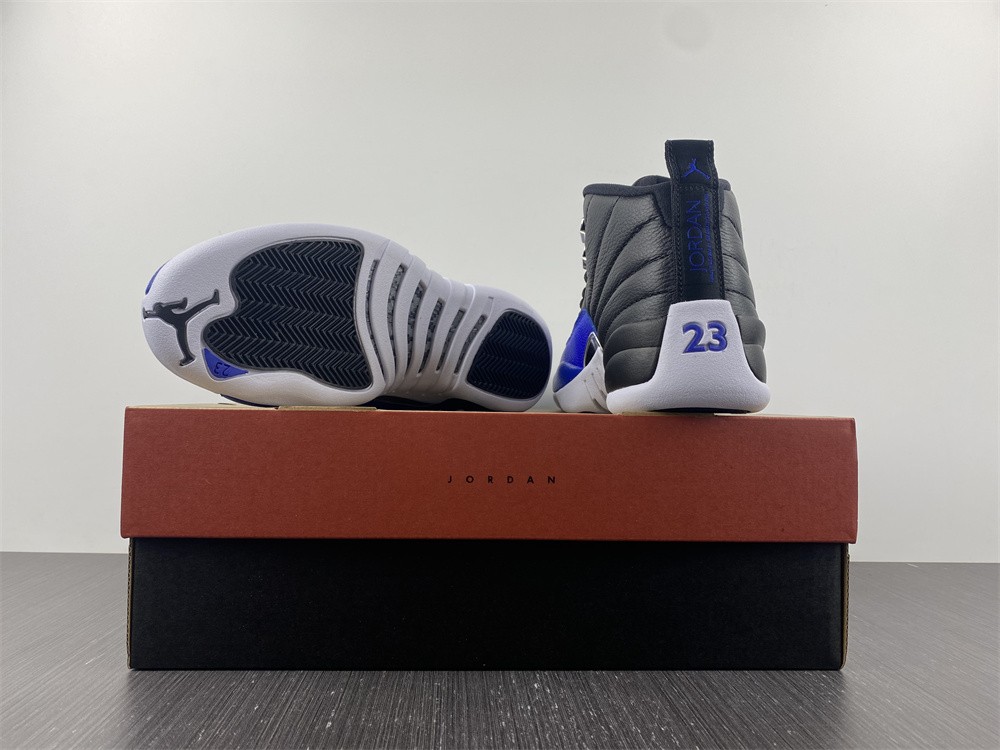 AIR JORDAN 12 blue