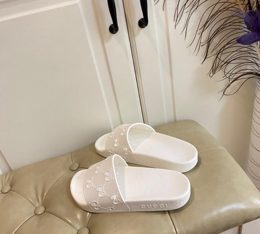 Guccii1 white rubber