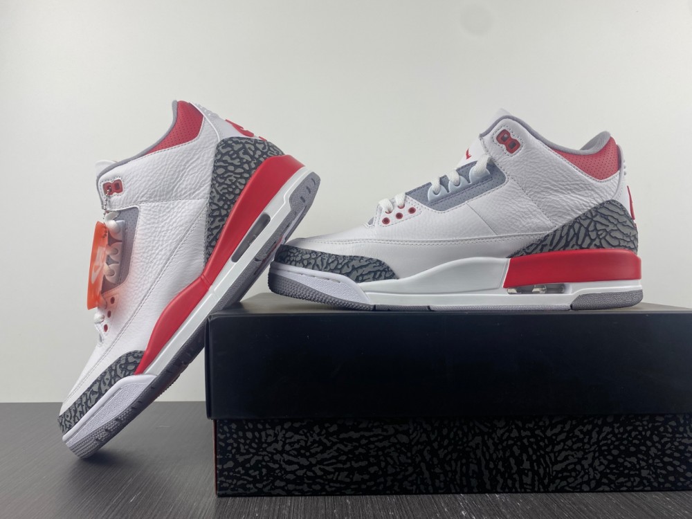 Air Jordan 3 "Fire Red" DN3707-160