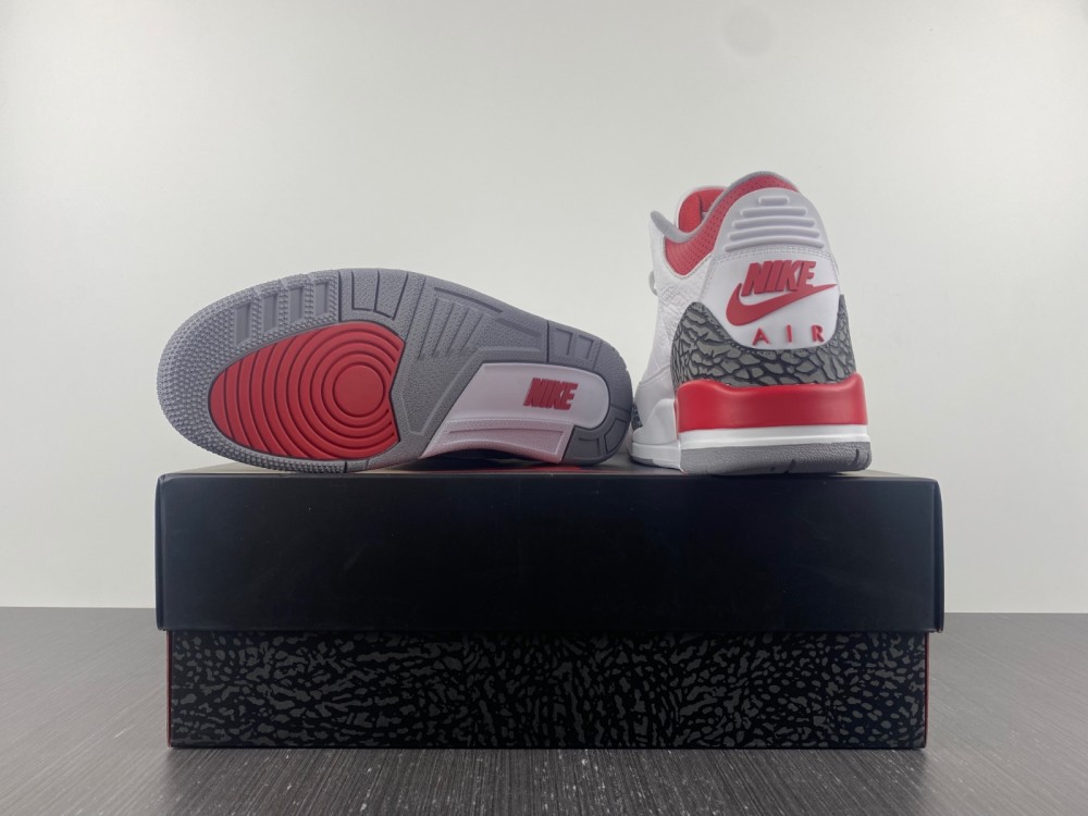 Air Jordan 3 "Fire Red" DN3707-160