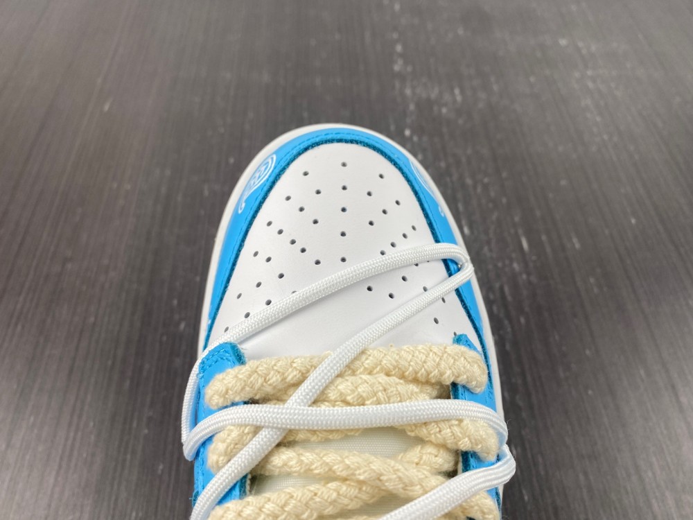 Nike Dunk Low TRIPLE WHITE DD1503-109