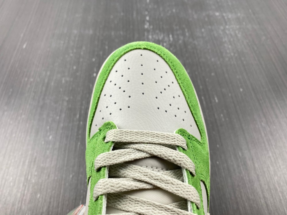 Nike Dunk Low AS Safari Swoosh Chlorophyll DR0156-300