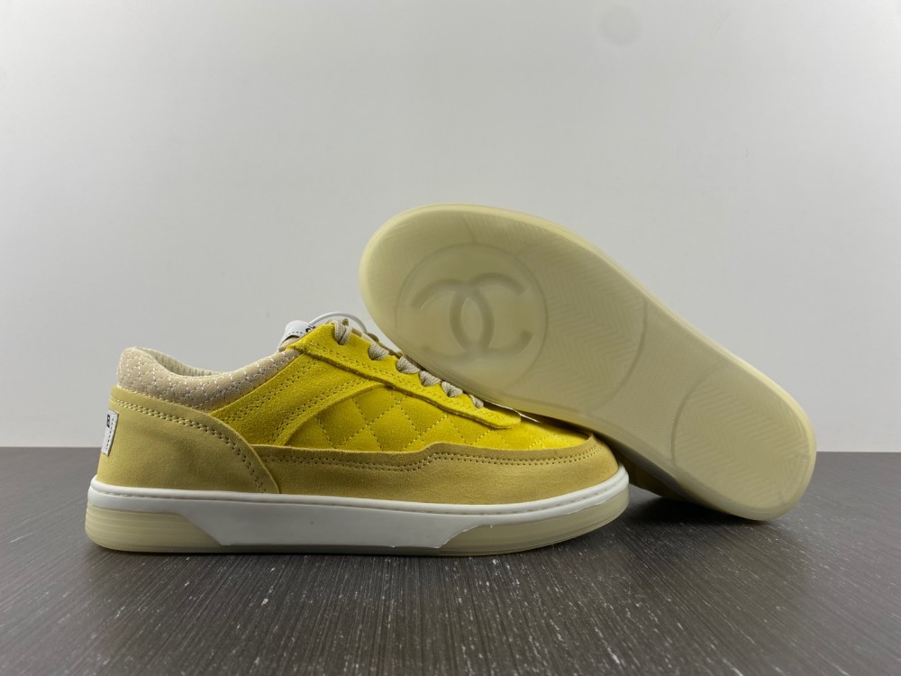 Channe1 sneakers yellow