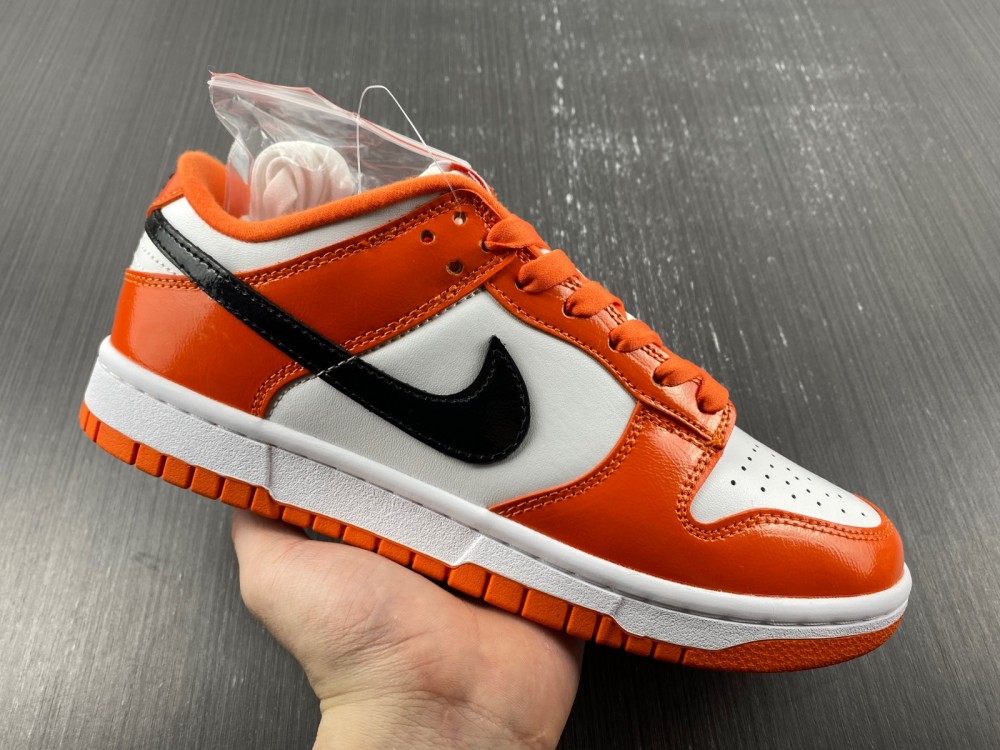 Nike Dunk Low Patent Halloween DJ9955-800