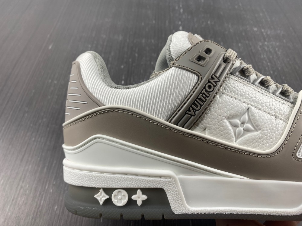 LsVttn Trainer Sneakers