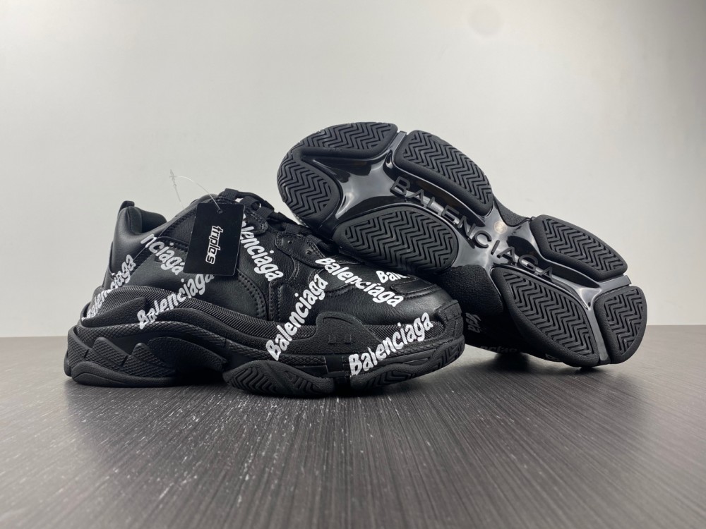 Blncig Triple S Black
