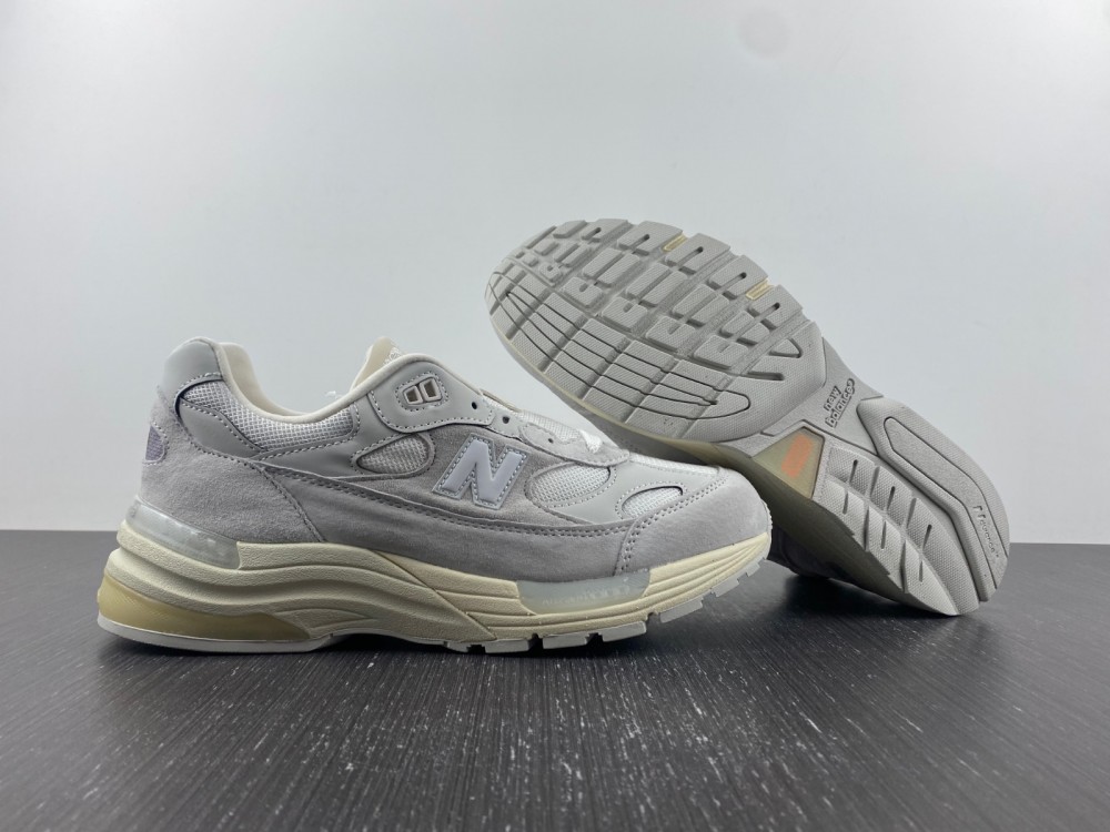 NwBlnc x WTAPS M992MD