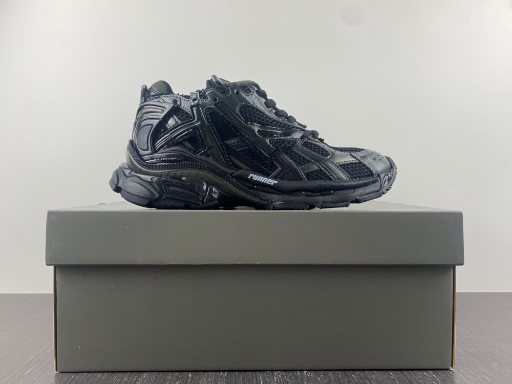 Blncig Runner 7.0 black green