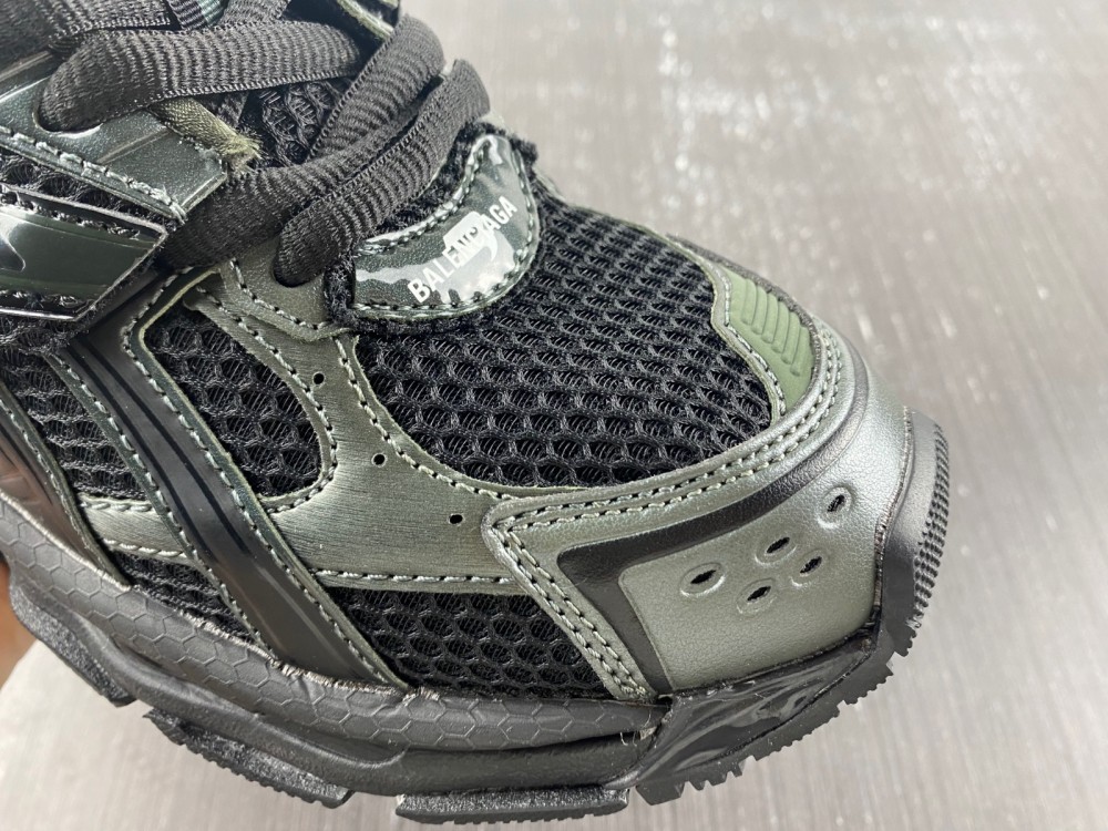 Blncig Runner 7.0 black green