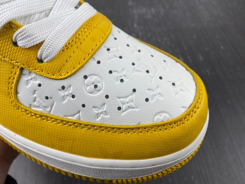 Nike Air Force 1 LsVttn yellow