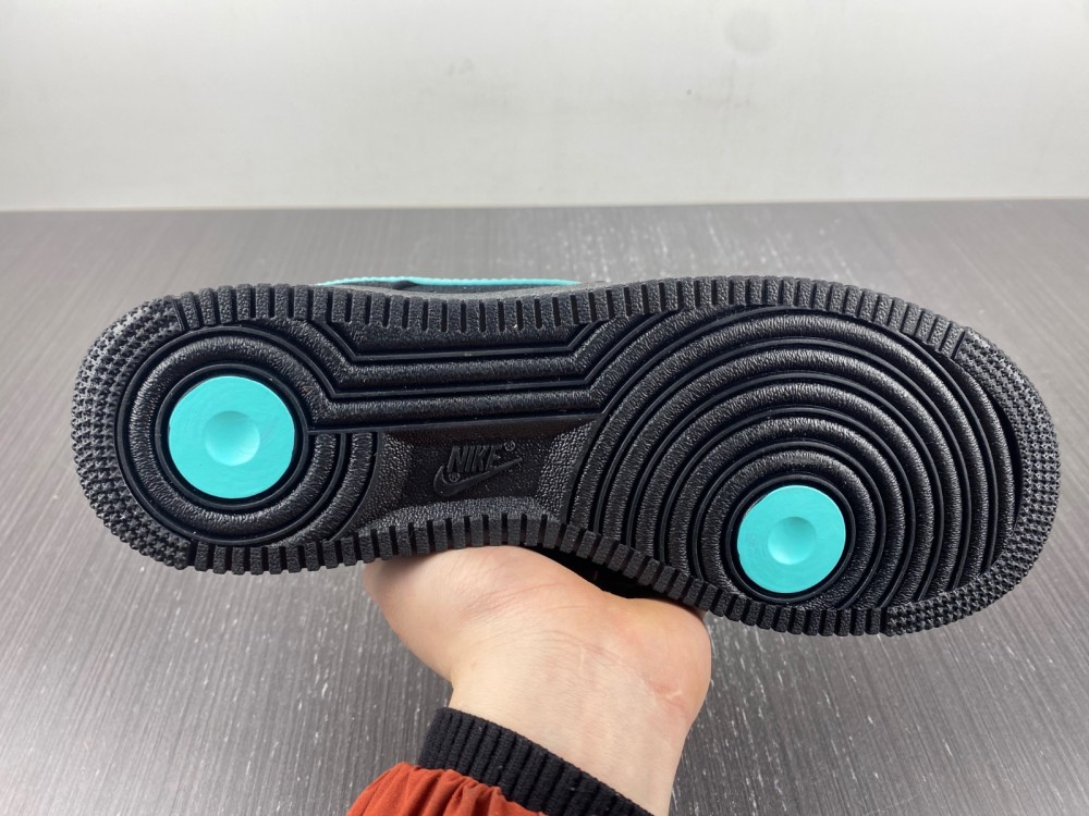 Nike Air Force 1 Low SP Tiffany And Co DZ1382-001
