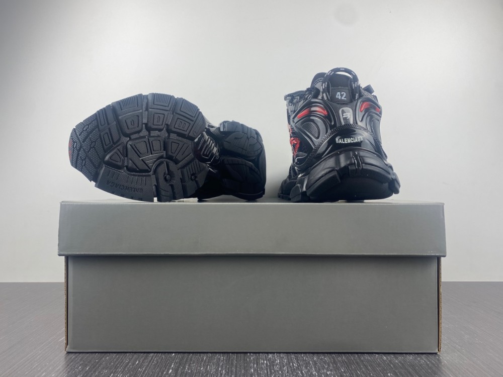 Blncig Runner red black