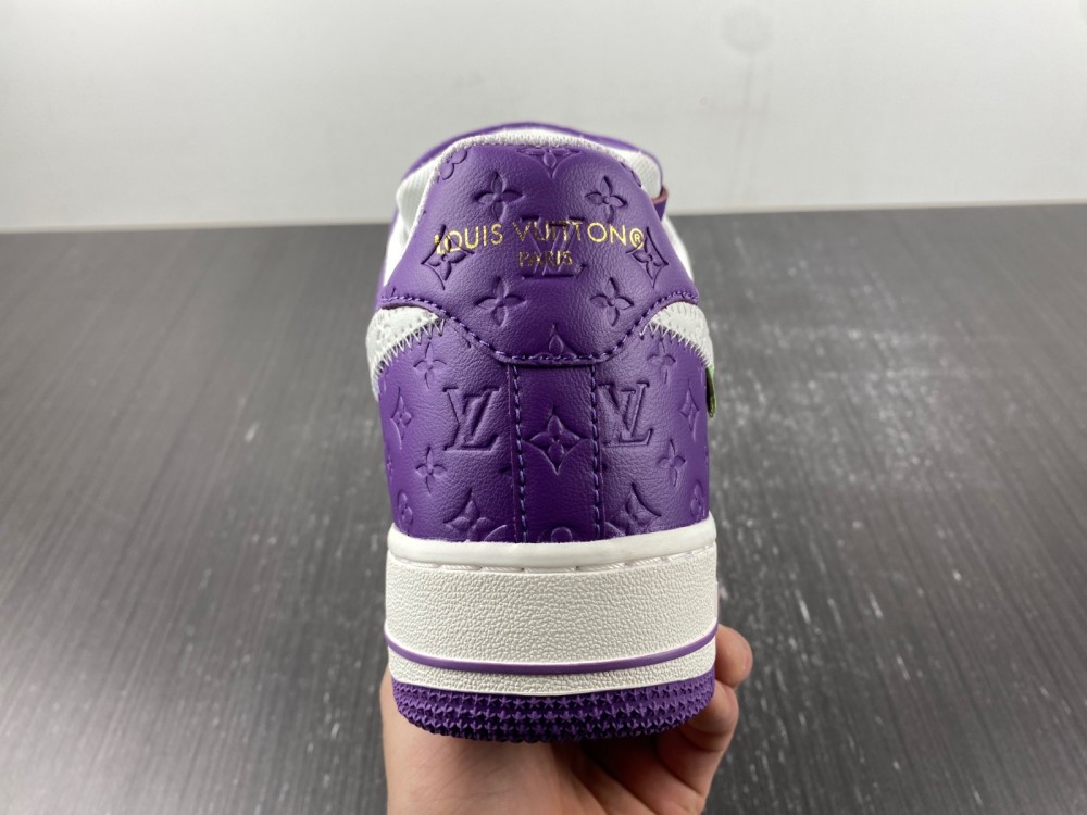 Nike Air Force 1 LsVttn purple