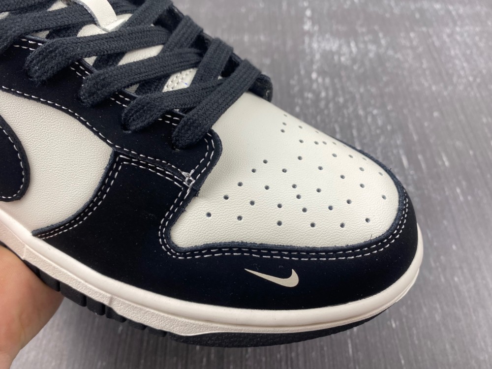 Nike Dunk Low FC1688-300