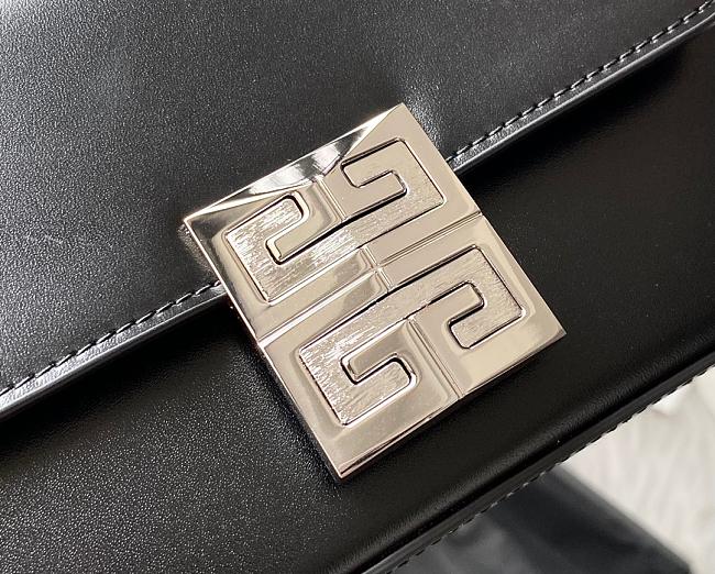 Gvnchy 4G Bag Black with Silver Hardware 17cm