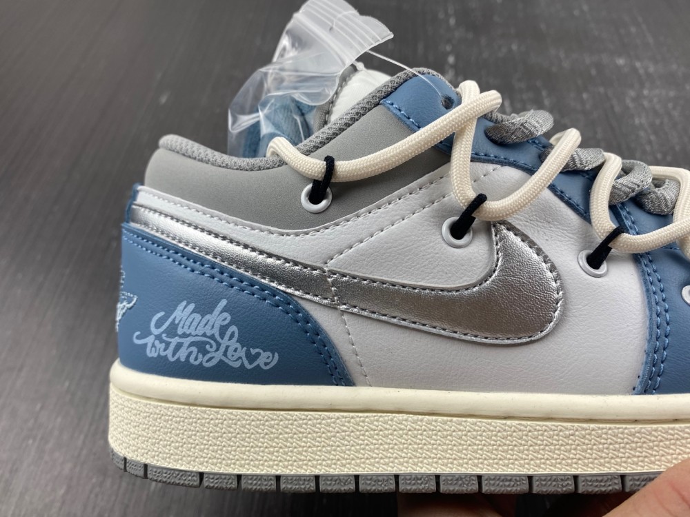 Nike Air Jordan 1 low white blue 553558-053