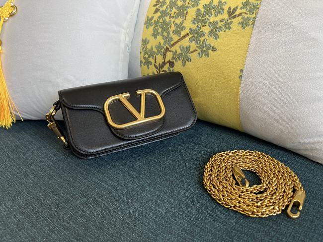 Vallentinno Garavani Small Shoulder Bag 19cm Black