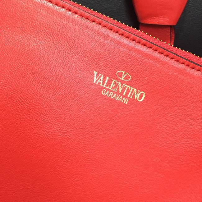 Vallentinno Garavani Tote