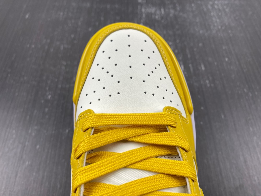 Nike Dunk Low Twist Vivid Sulfur DZ2794-100