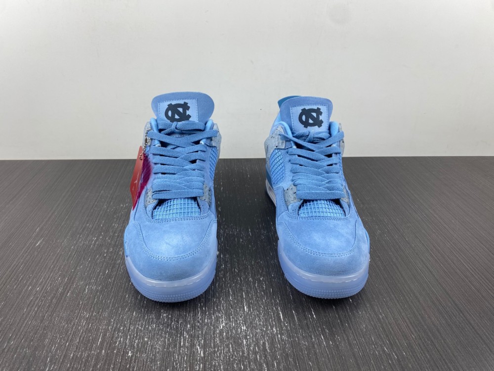 Nike Air Jordan 4 Retro UNC PE AJ4-1032070
