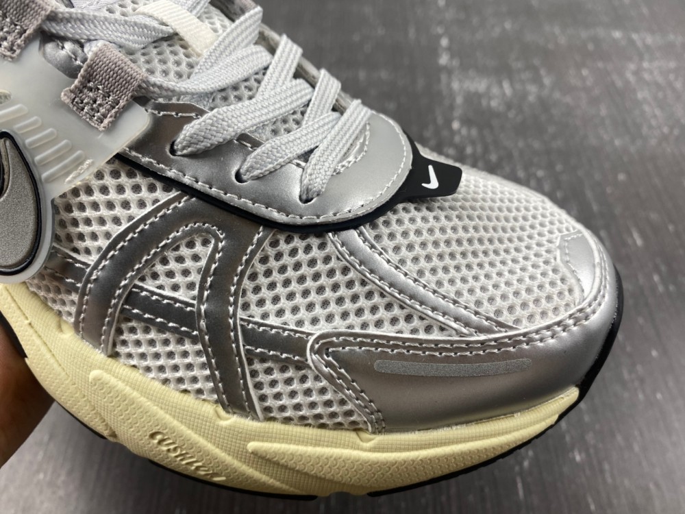 Nike Runtekk FD0736-100