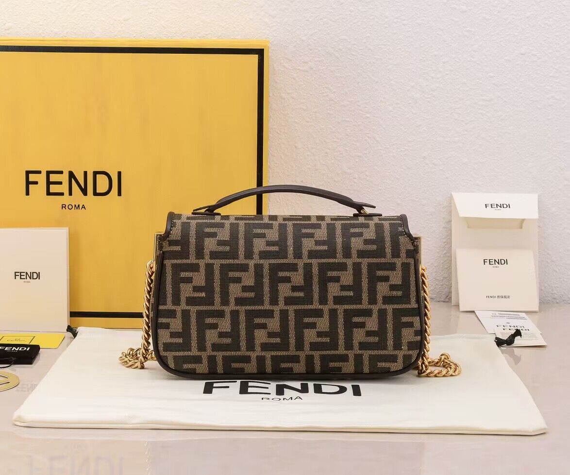 Feendi Baguette Chain Midi