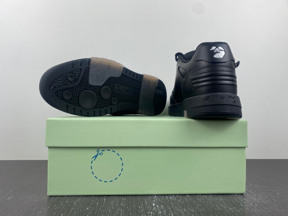 OFF-WHITE OOO Low Tops