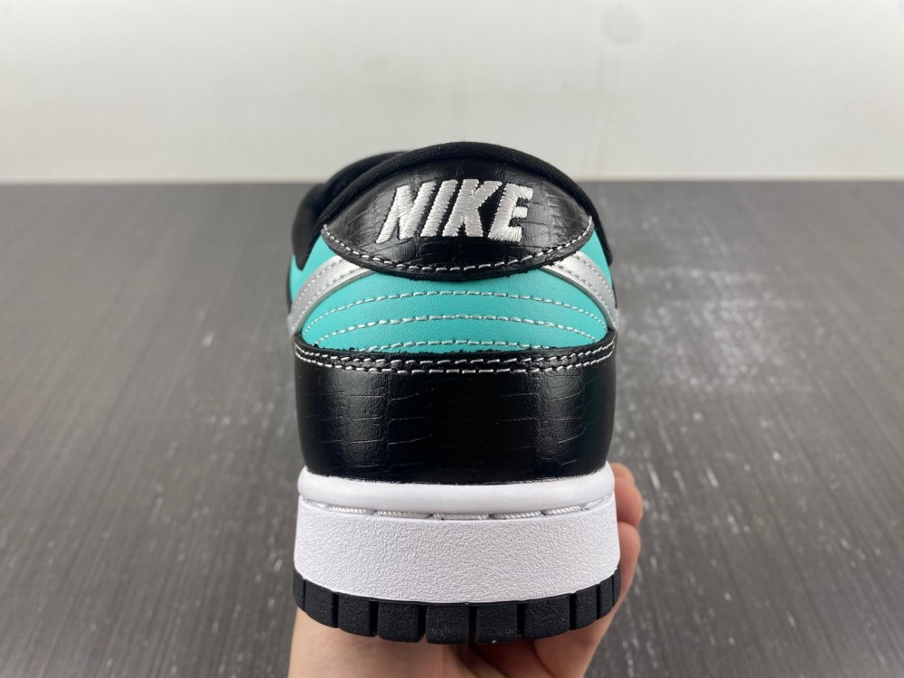 nike sb dunk low Di*m*nd supply co. aqua blue 304292-402