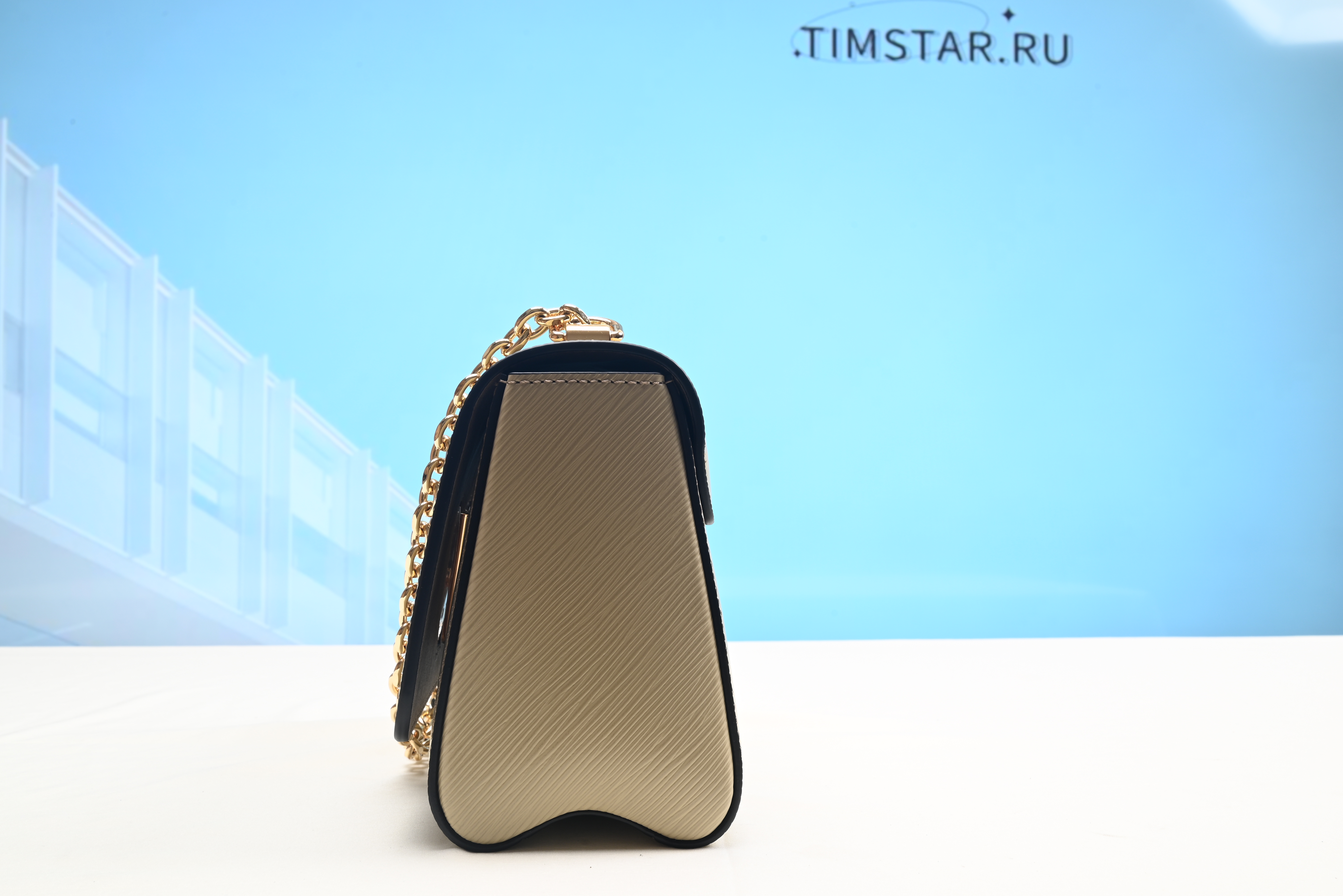 LsVttn Twist MM M53597