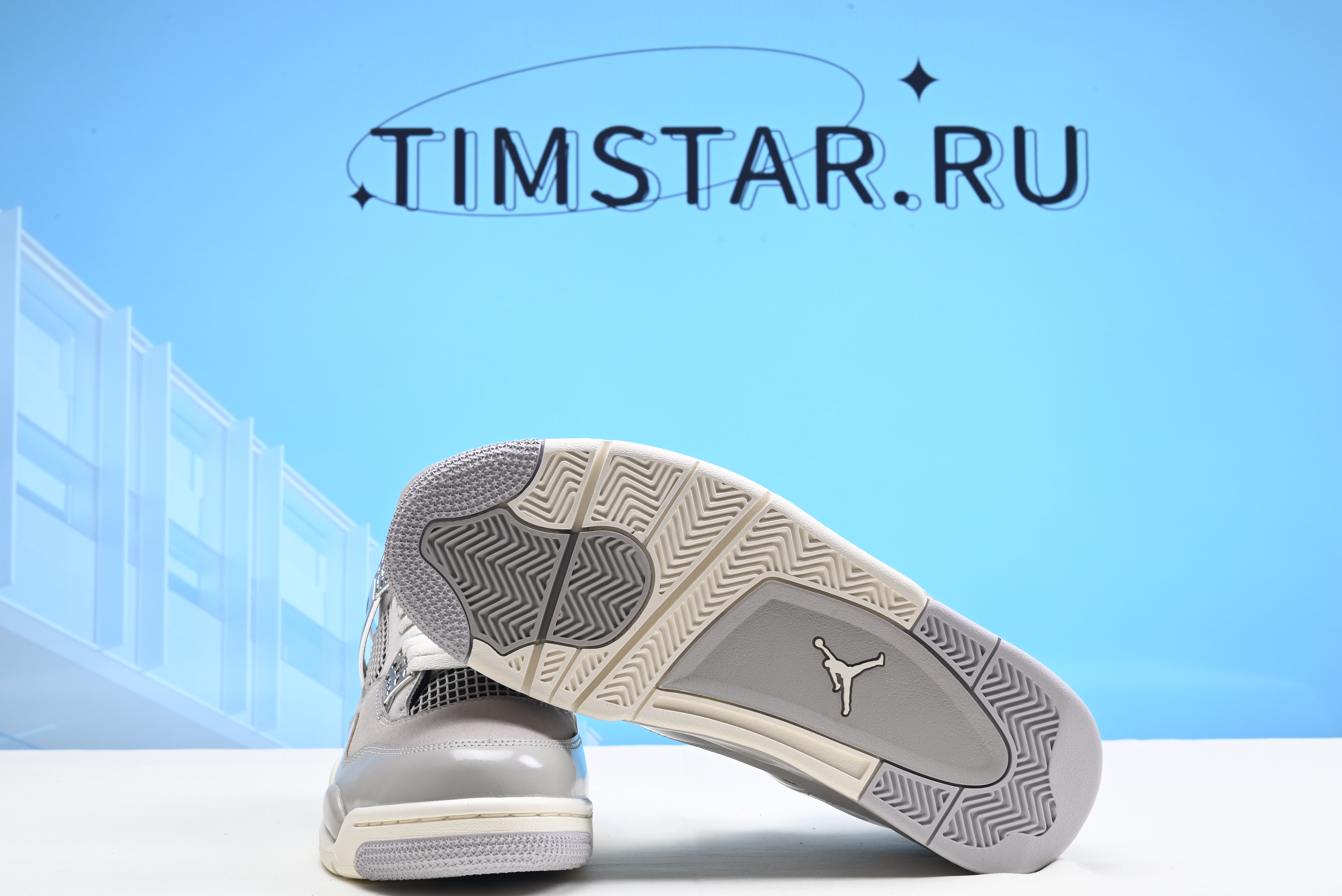 Nike Air Jordan 4 Retro Frozen Moments AQ9129-001