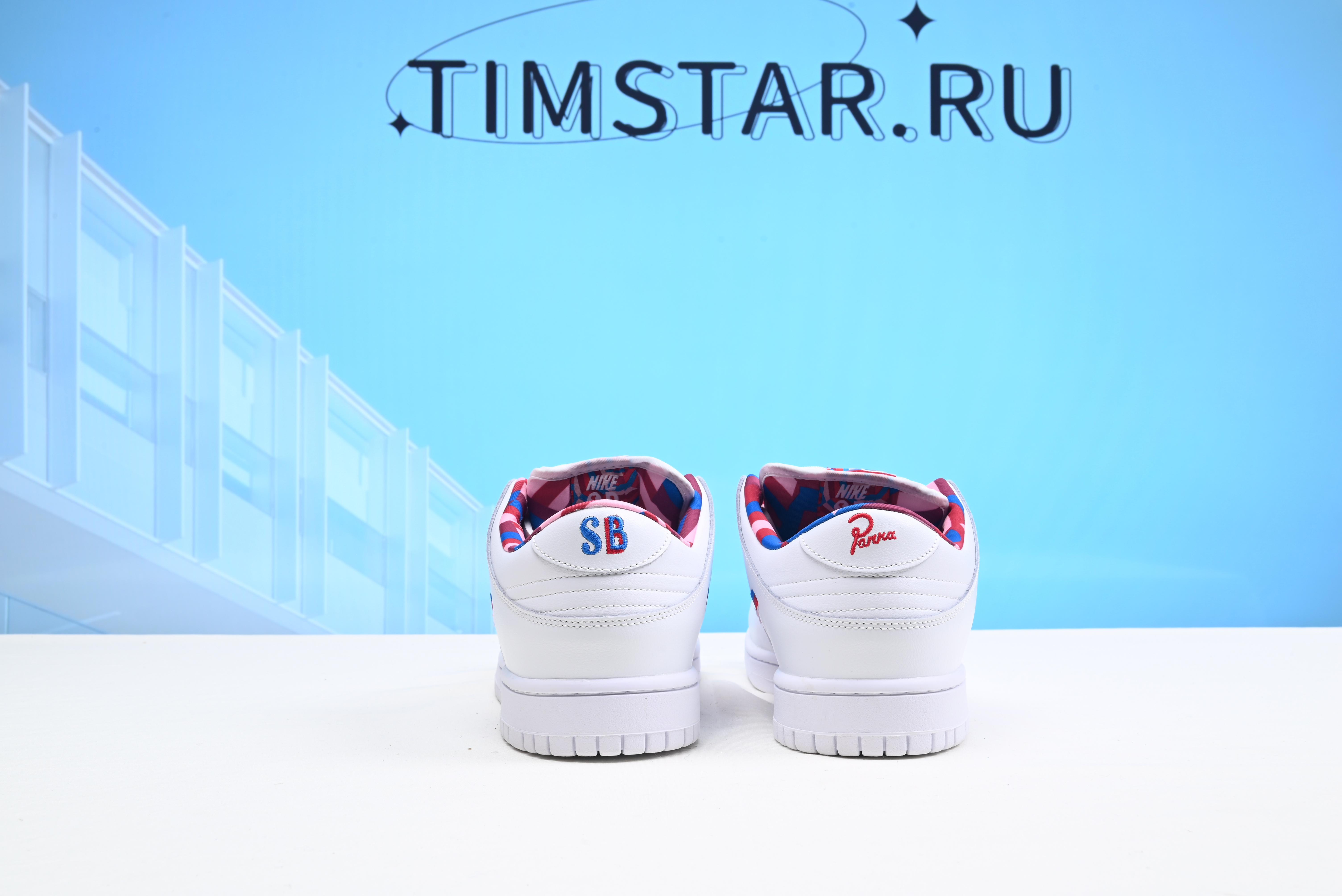Dunk Low OG SB QS CN4504-100