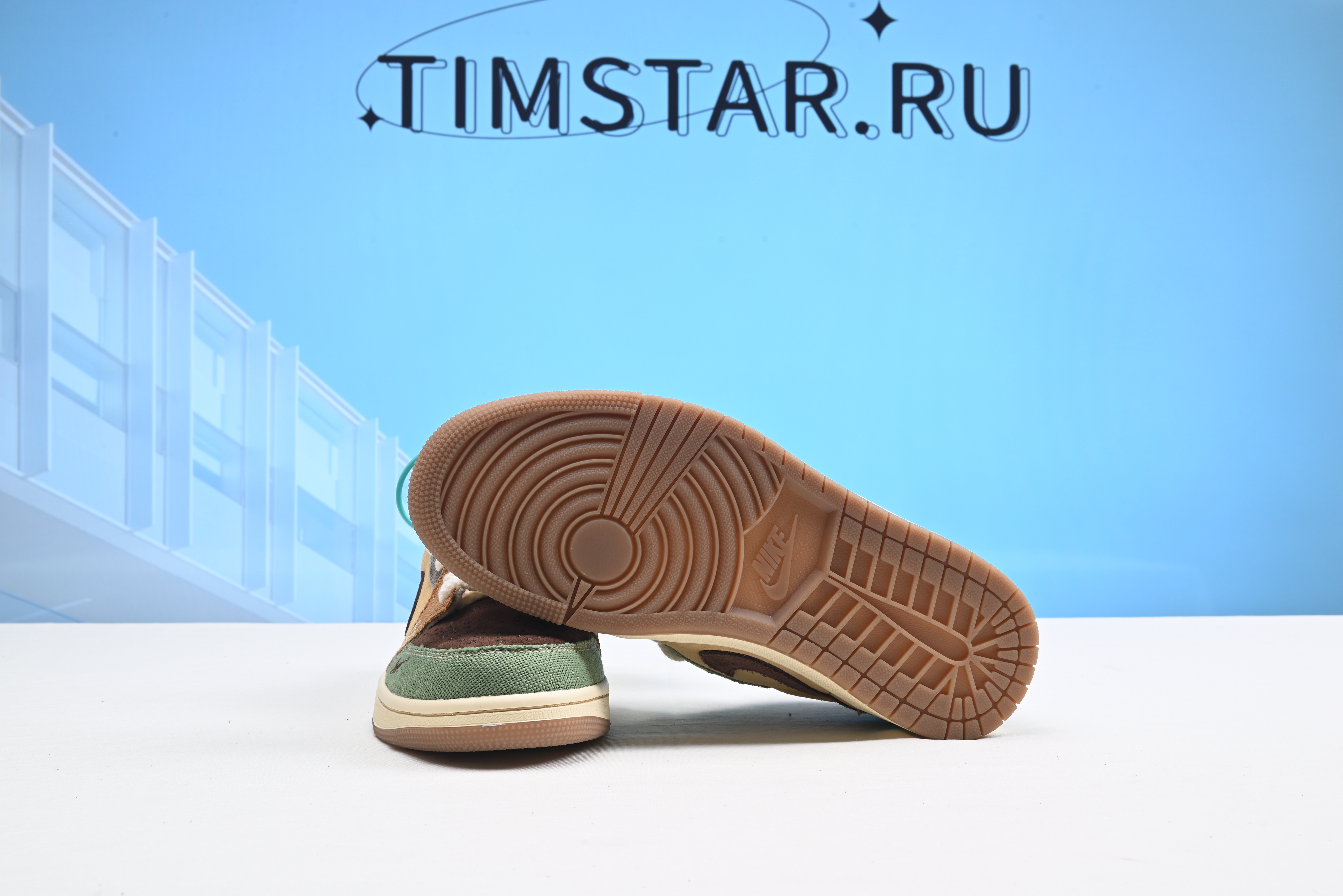 Nike Air Jordan 1 Retro Low OG Zion Williamson Voodoo DZ7292-200