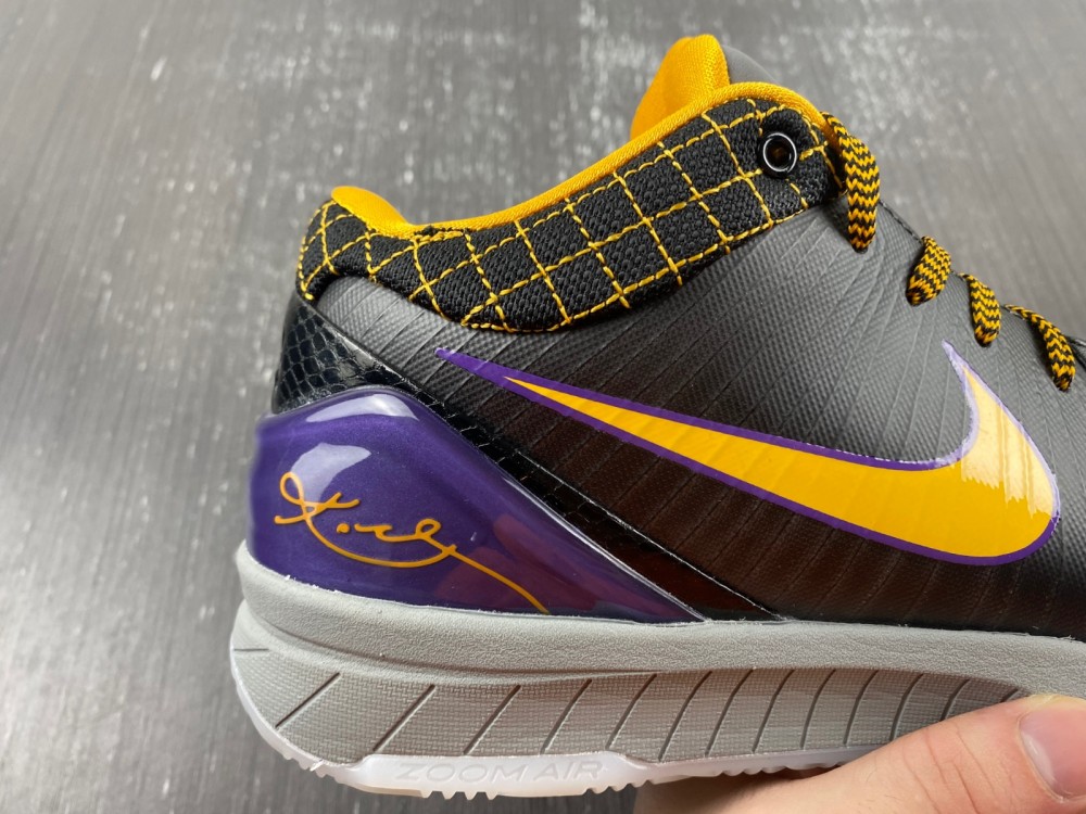 Nike Zoom Kobe 4 Protro