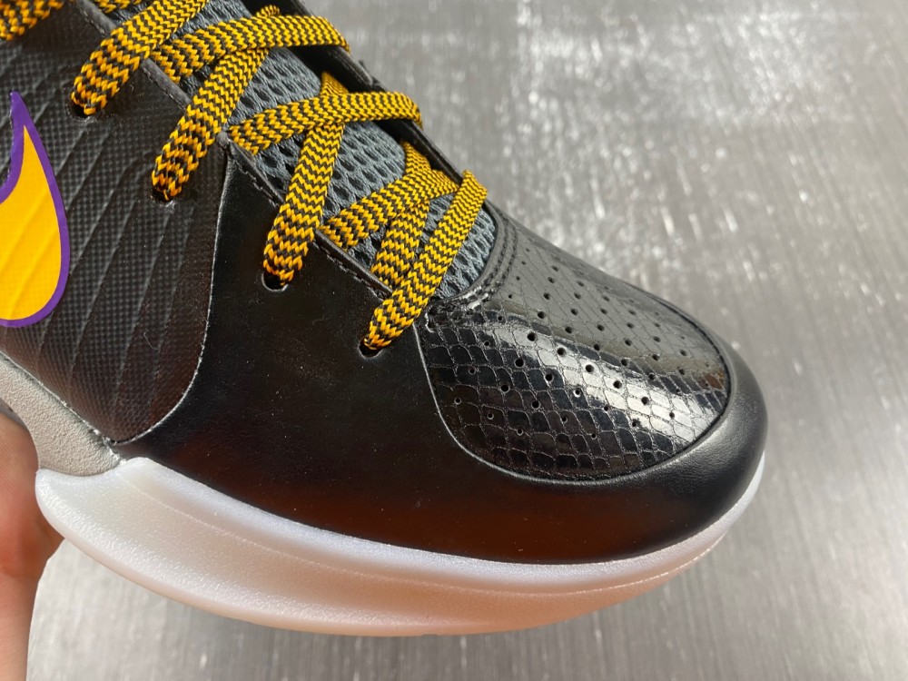 Nike Zoom Kobe 4 Protro