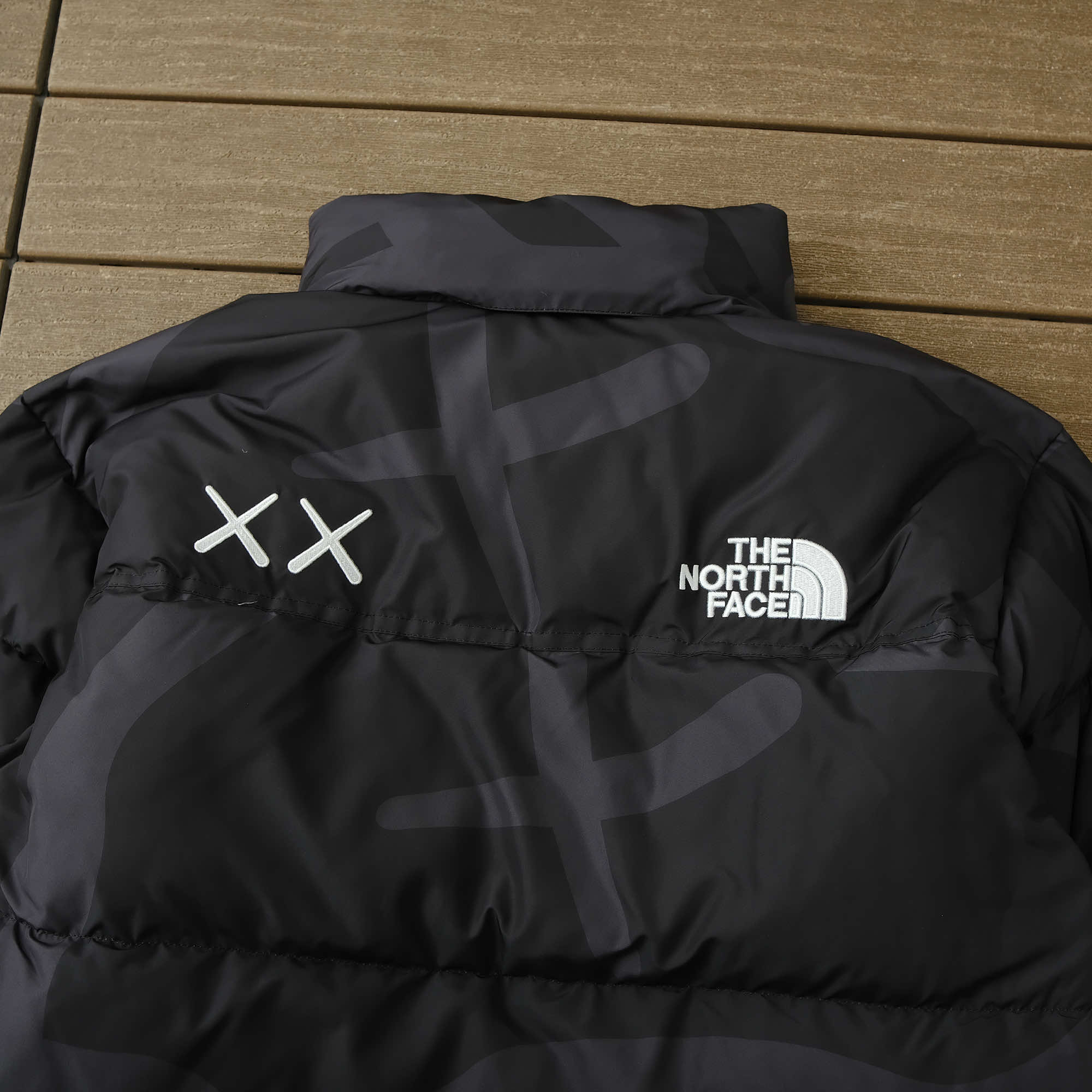 THE NORTH FACE DOWN JACKET BLACK