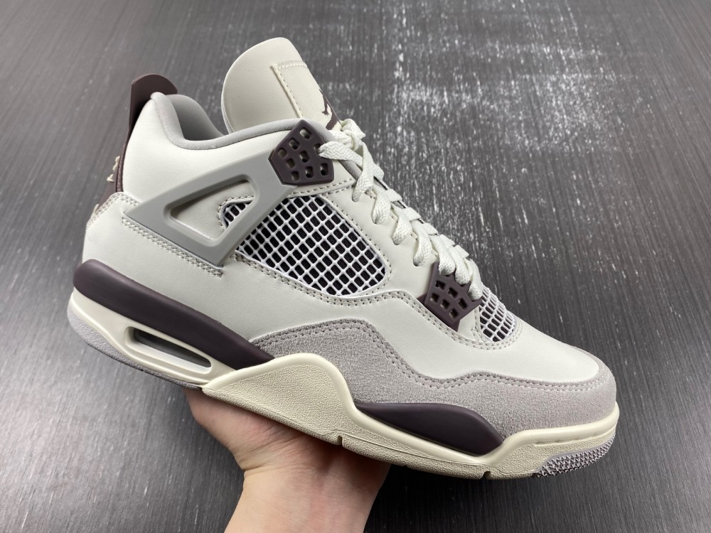 Air Jordan 4 Retro