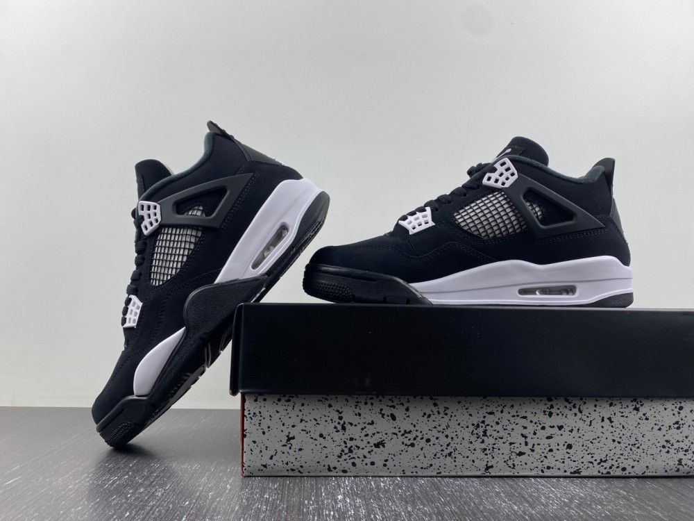 Air Jordan 4 “White Thunder” BlackWhite FQ8138-001