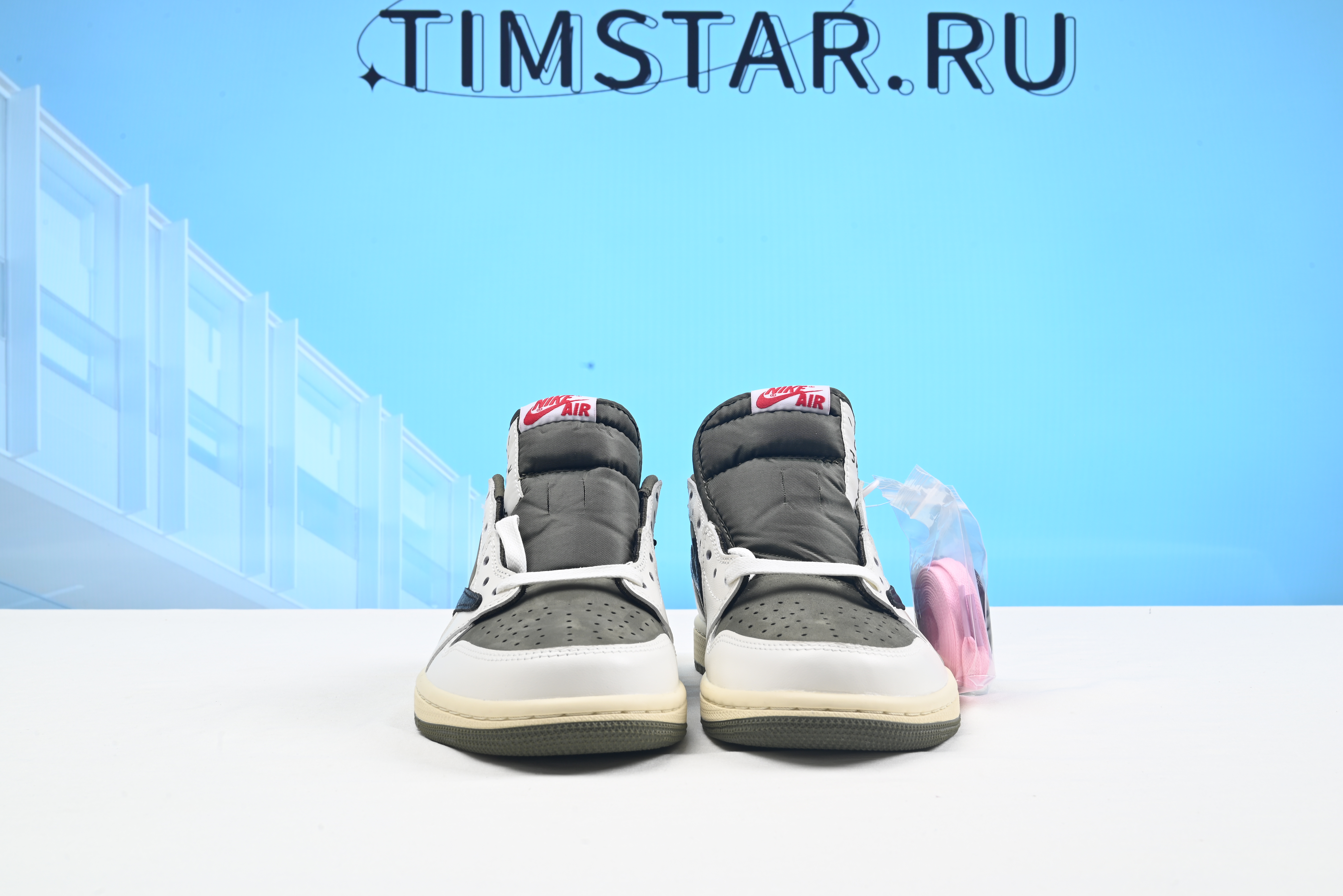 Travis Scott x Air Jordan 1 Low OG SP