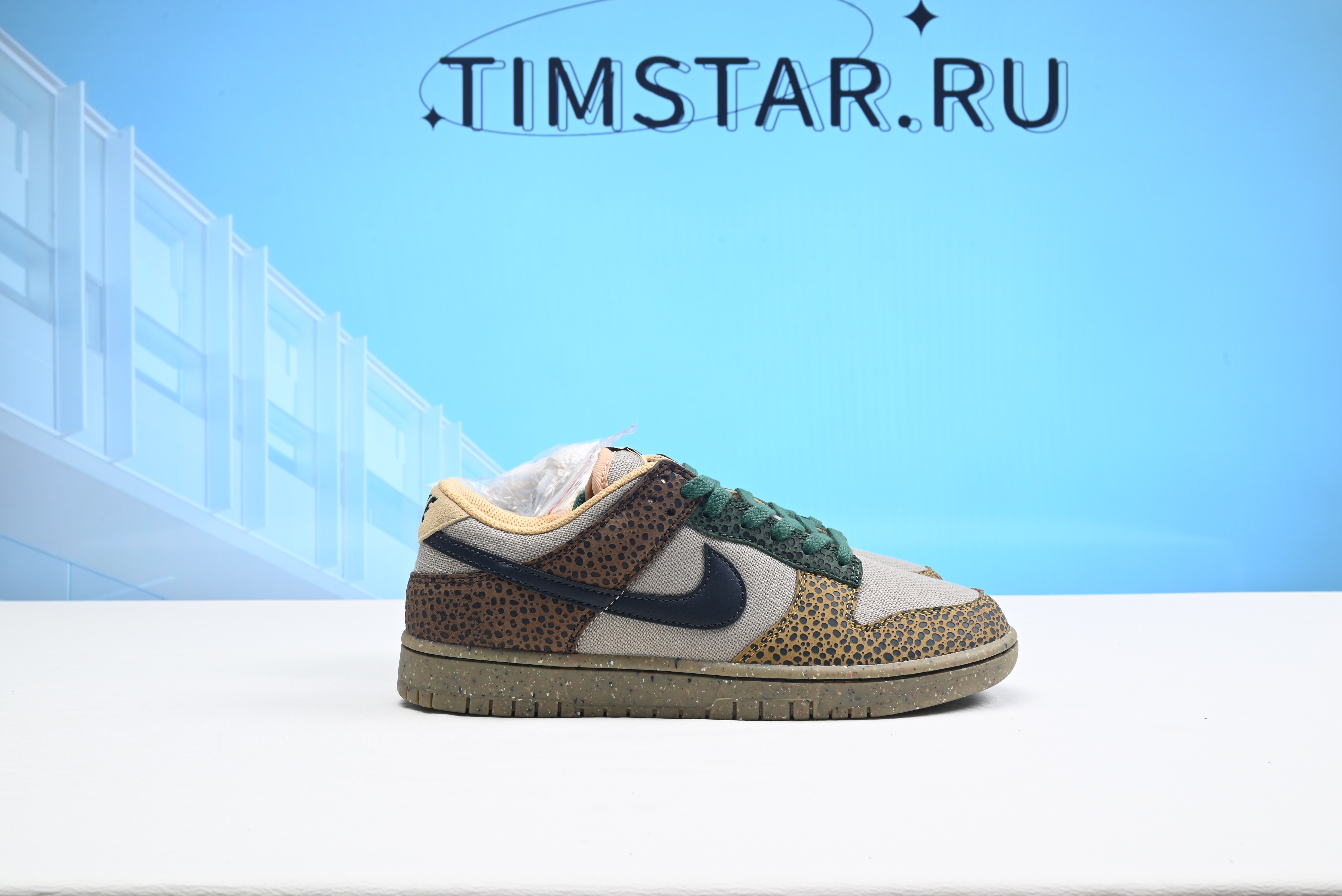 Dunk Low DX2654-200