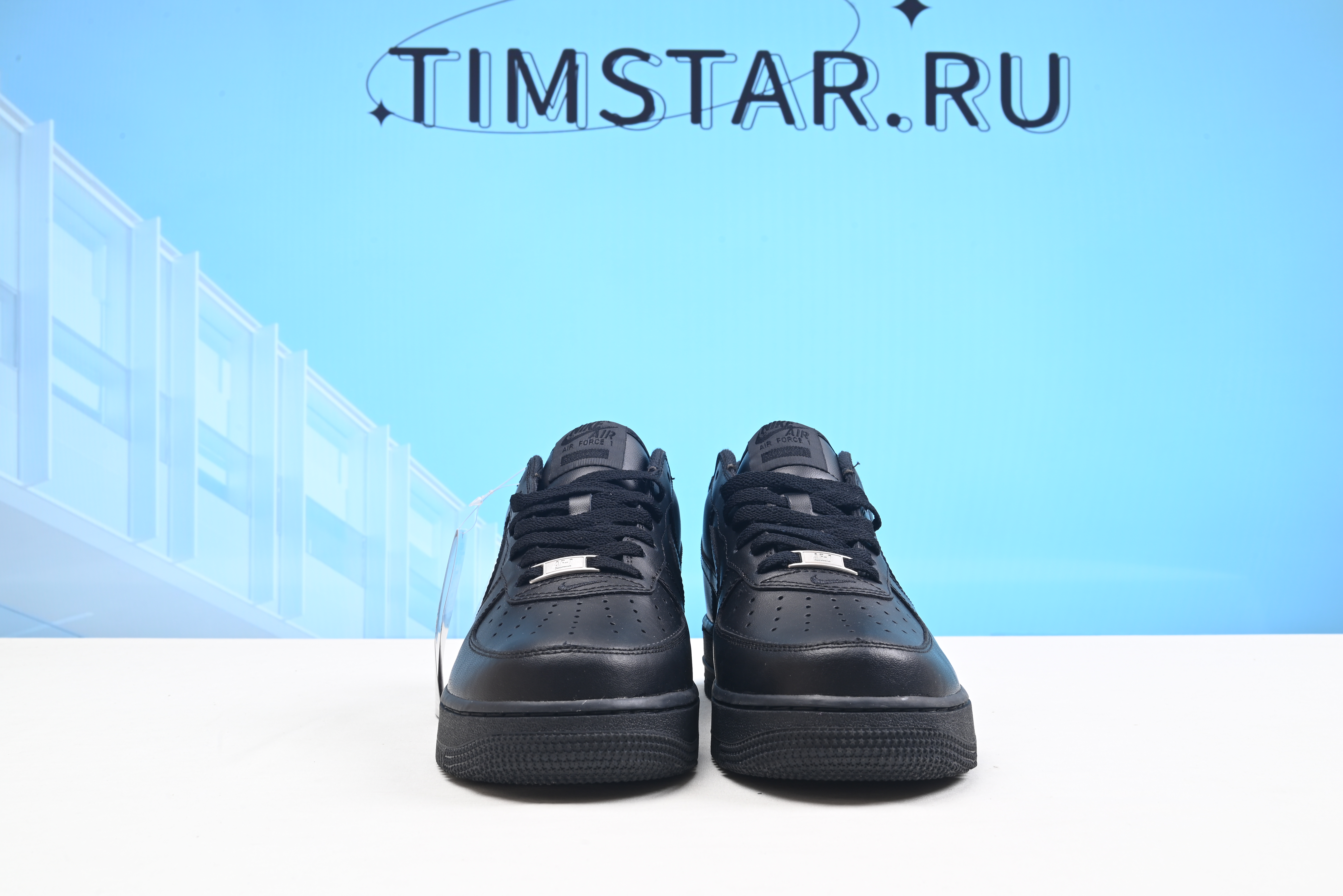 Supreme x Nike Air Force 1 Low CU9225-001