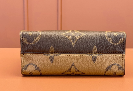 LsVttn ONTHEGO BB bag