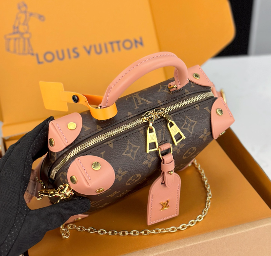 LsVttn PETITE MALLE SOUPLE bag 20cm