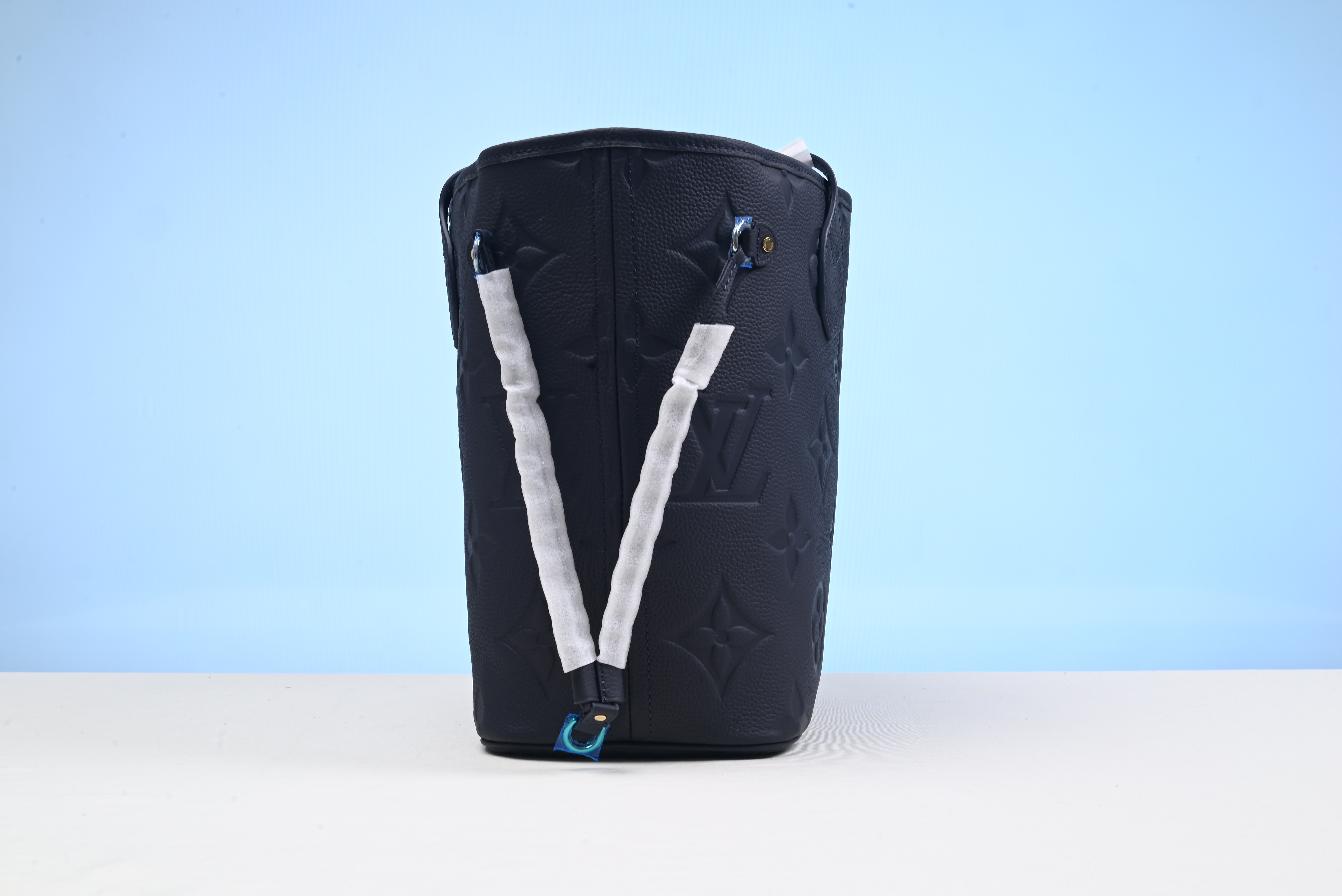 LsVttn Neverfull 32cm