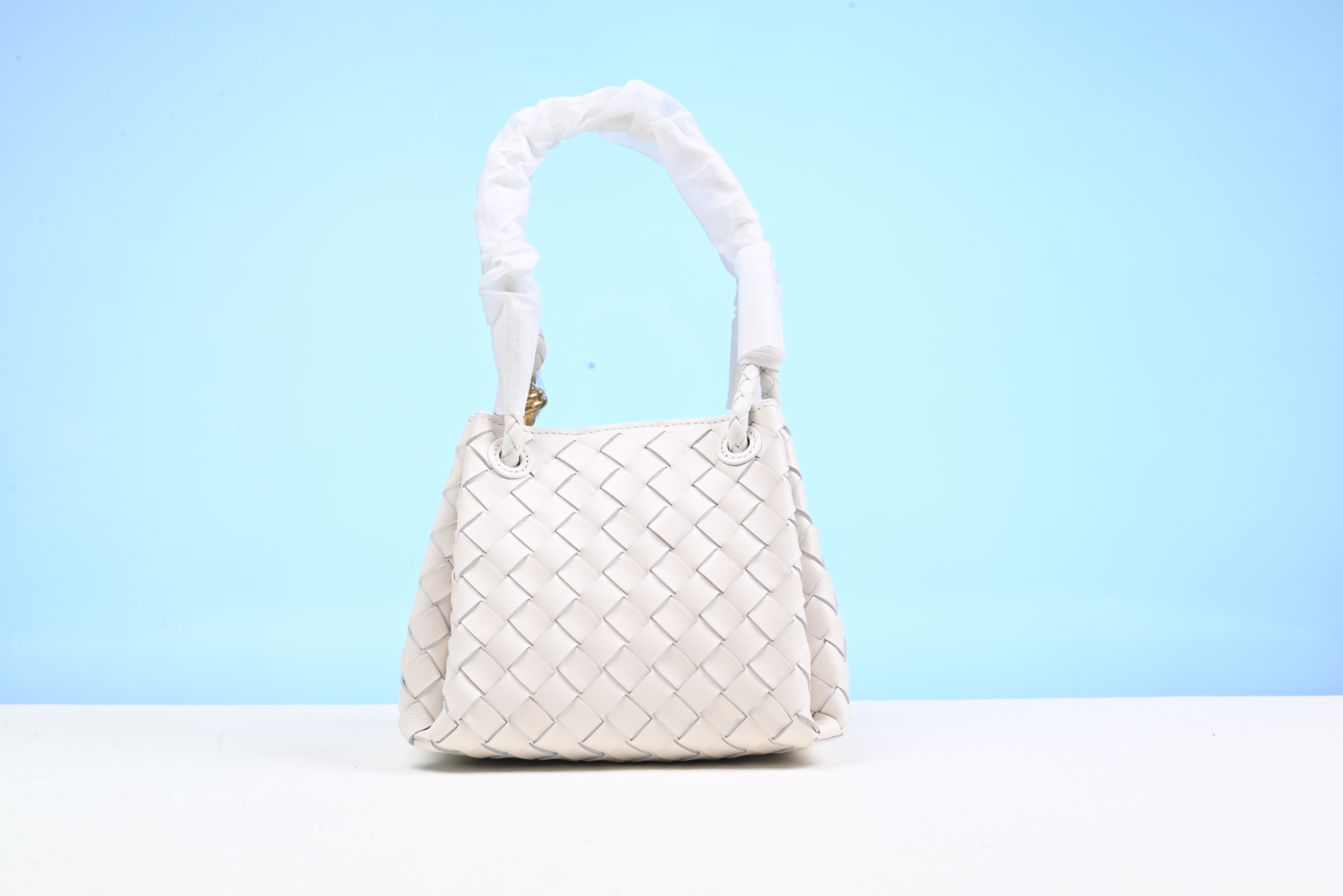 Bottg Venta Bucket bag