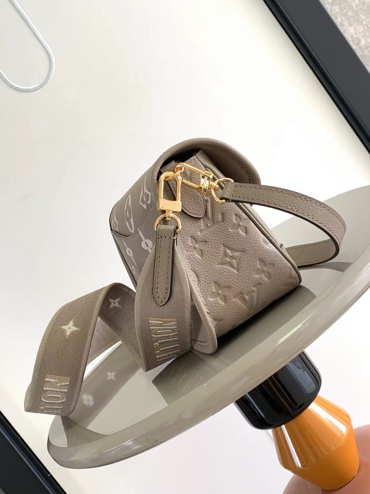 LsVttn Bag 62123194 23cm